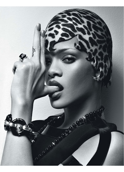 rihannawmag2